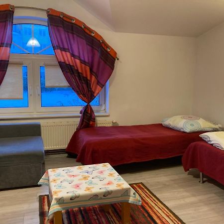 Lesniczowka Pokoje Goscinne Гдиня Екстериор снимка